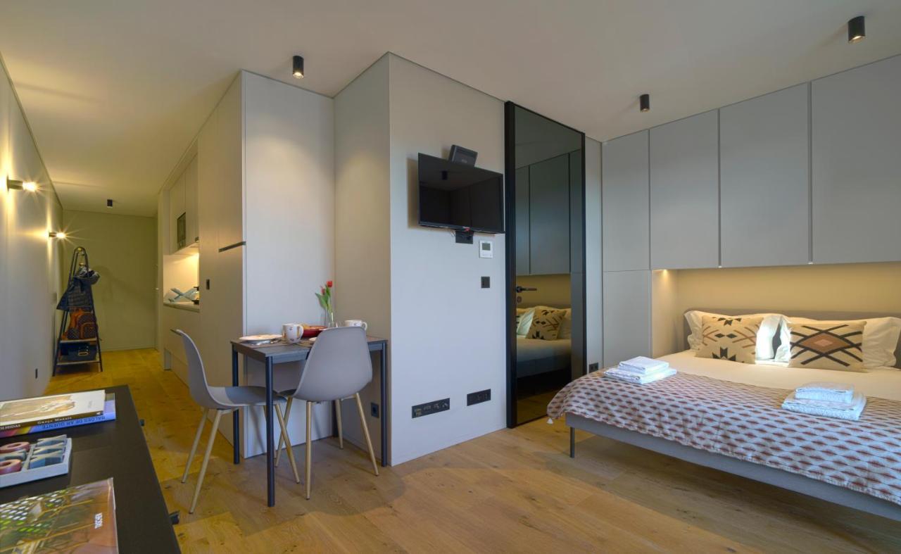 Alegria Suites By Porto City Hosts エクステリア 写真